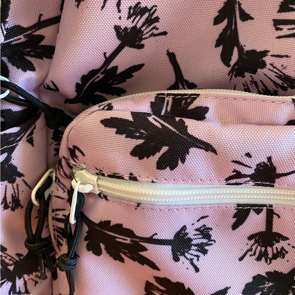 Converse Go2 Backpack - Picture 9 of 14